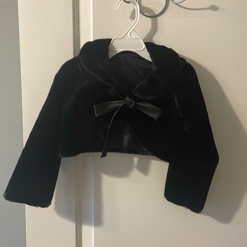 Warm satin lined crop girl’s size 4 jacket.